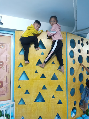 Khu vui chơi Ánh Nguyệt