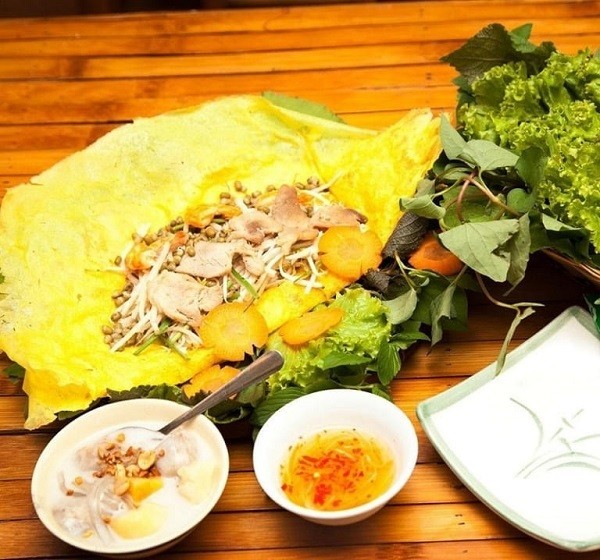 Bánh xèo ốc gạo Phú Đa