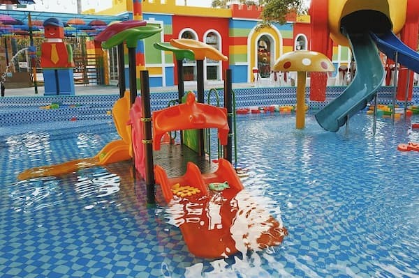 Công viên nước Lego water park