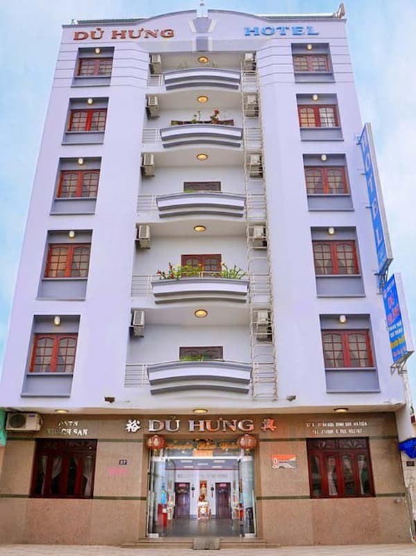 Khách sạn Dủ Hưng